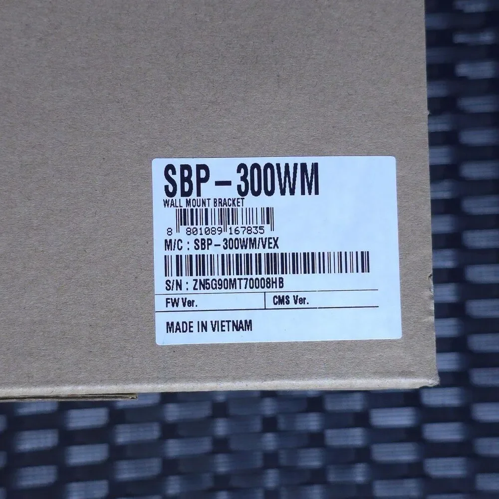 New Hanwha Vision SBP-300WM Wall Mount Adaptor Gooseneck Mount Open Box